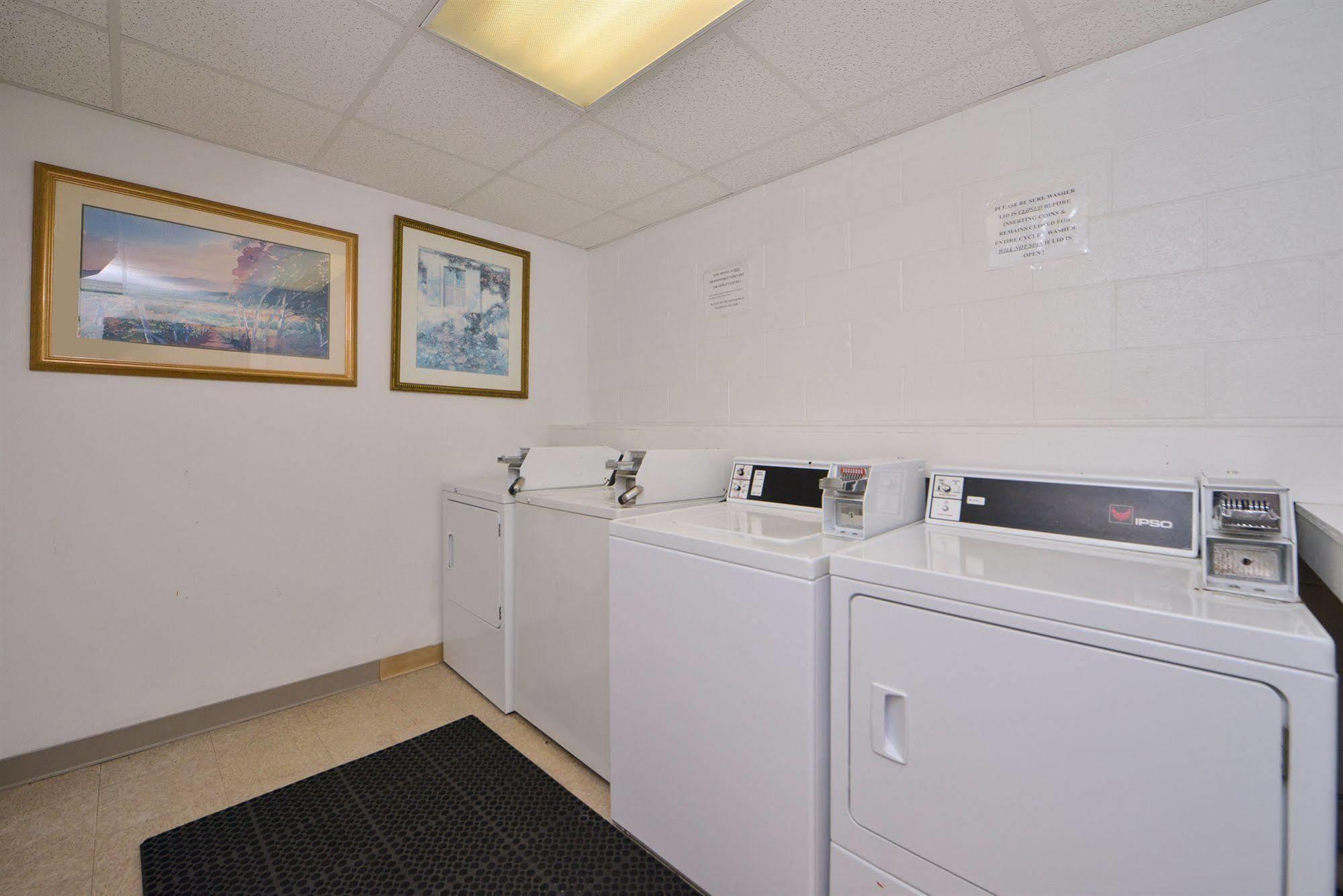 Days Inn By Wyndham Doswell \/ Kings Dominion Area Экстерьер фото