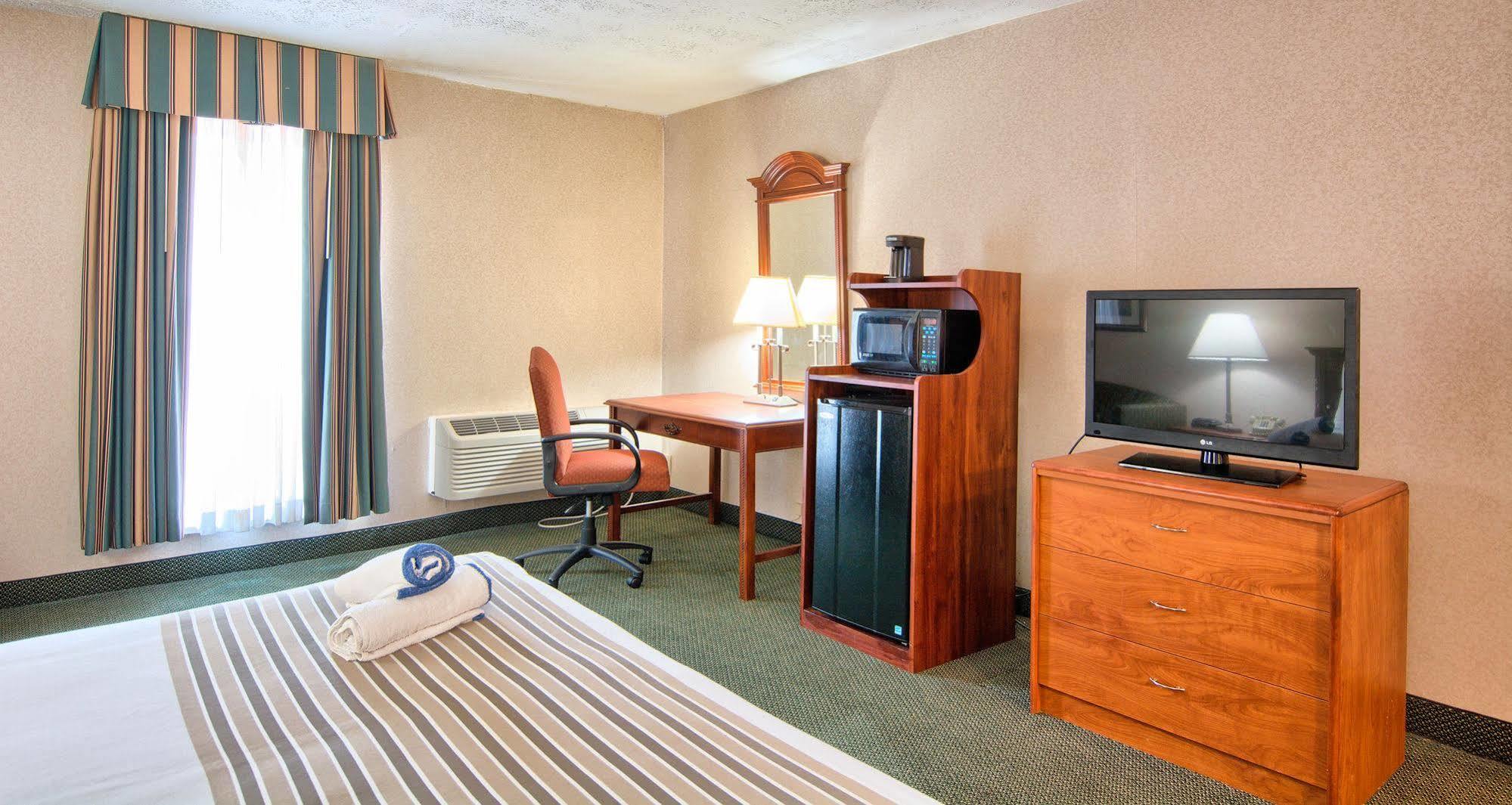 Days Inn By Wyndham Doswell \/ Kings Dominion Area Экстерьер фото